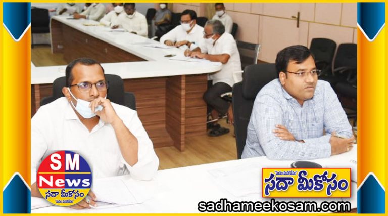 ముందస్తు నగదు చెల్లింపులు చేసి ఇళ్ల నిర్మాణాల్లో వేగం పెంచాలి : జిల్లా కలెక్టర్ కె వి ఎన్ చక్రధర్ బాబు